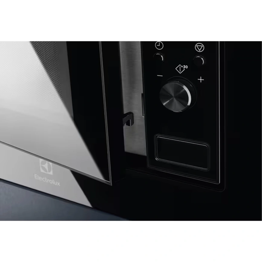 Микроволновая печь Electrolux LMS2203EMK Black фото 3